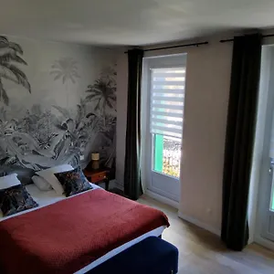 2* Hotel Le 9 En Cuisine